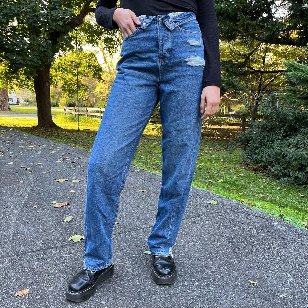 American Eagle Mom Jean